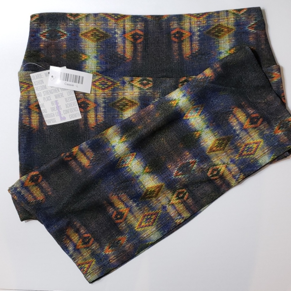 LuLaRoe Cassie Skirt